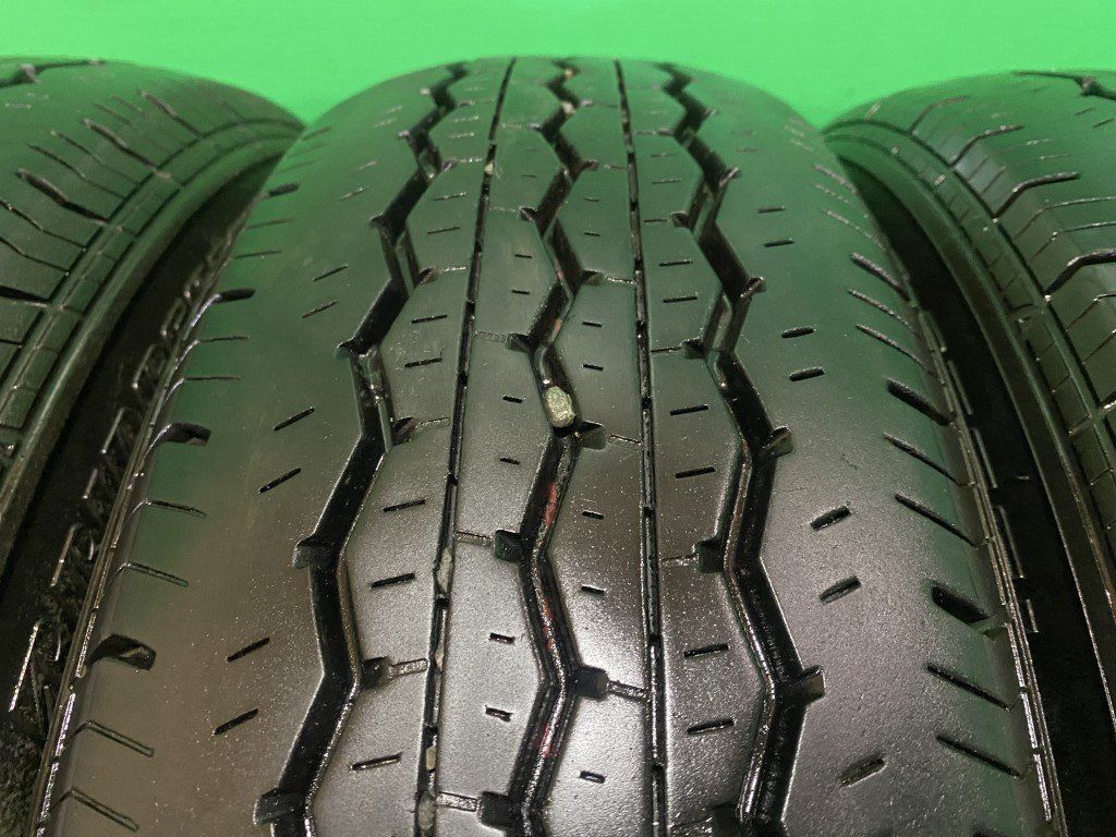BS RD-613 STEEL 195/80R15 107/105L LT 15インチ 夏タイヤ 4本 2018 
