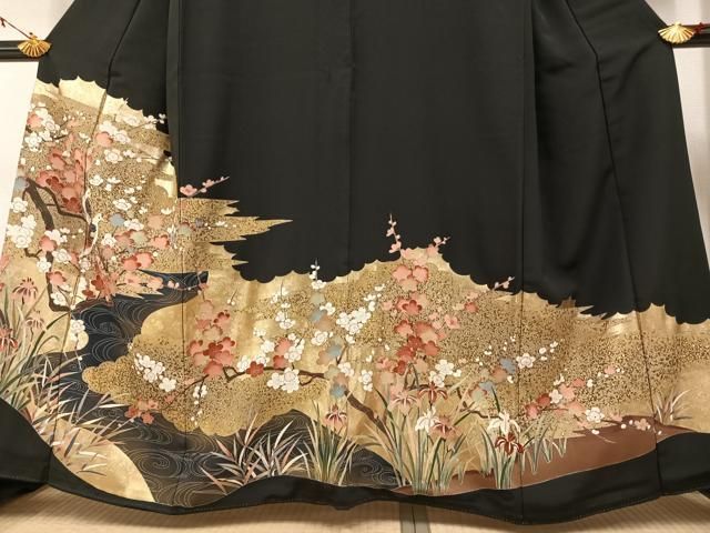 新品正絹黒留袖　作家物　群れ鶴花鳥文　金彩　⑤ 楽天市場】【正絹黒留袖 未仕立て 仮絵羽 鶴と霞柄】礼装 黒