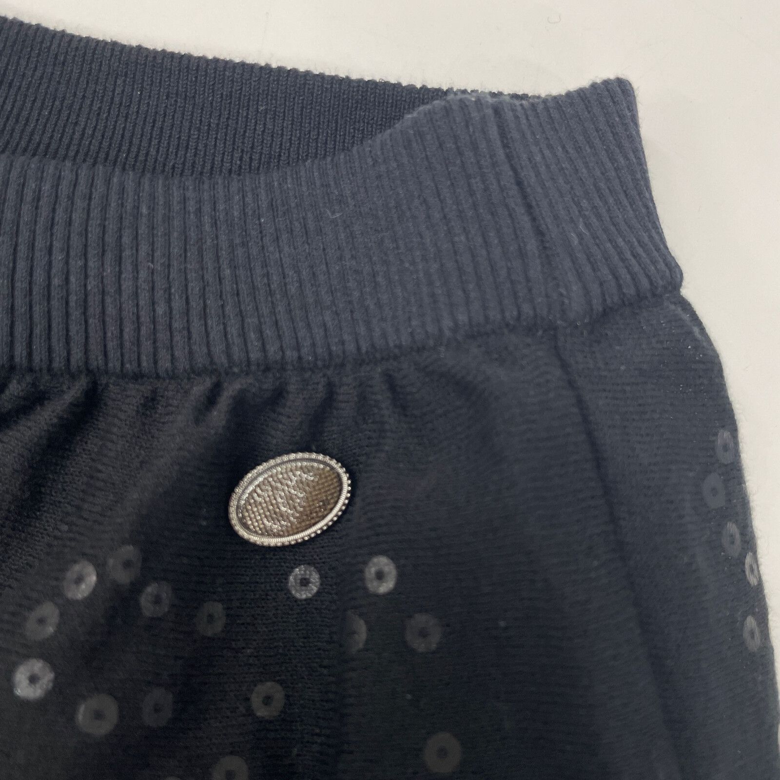 CHANEL シャネル ウール  タイトスカート  チャコールグレー 38 美品 CHANEL シャネル ココマークボタン タイトスカート
