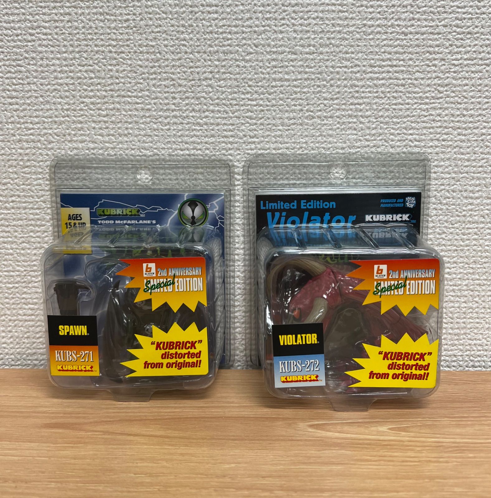 SALE】【美品】KUBRICK キューブリック スポーン バイオレーター 2体 