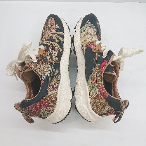 花 花冠 adidas ZX 8000 “Hanami” Pack Celebrates Japan and Germany's