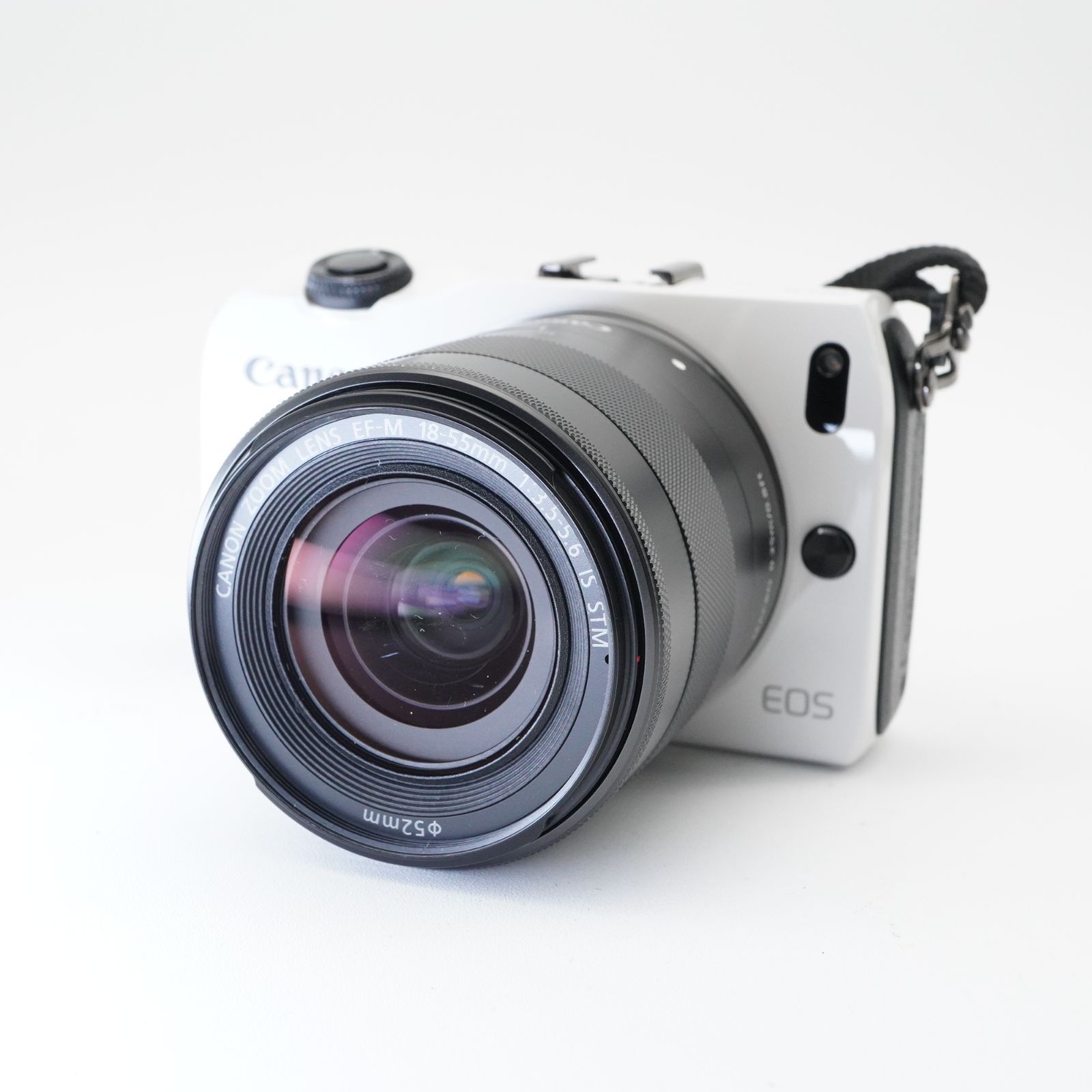 Canon EOS M / EF-M 22mm F2 STM / EF-M 18-55mm F3.5-5.6 IS