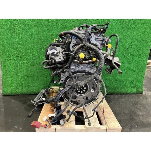 ヴォクシー ZRR75W エンジンASSY Z 4WD 8人 19000-37291 070