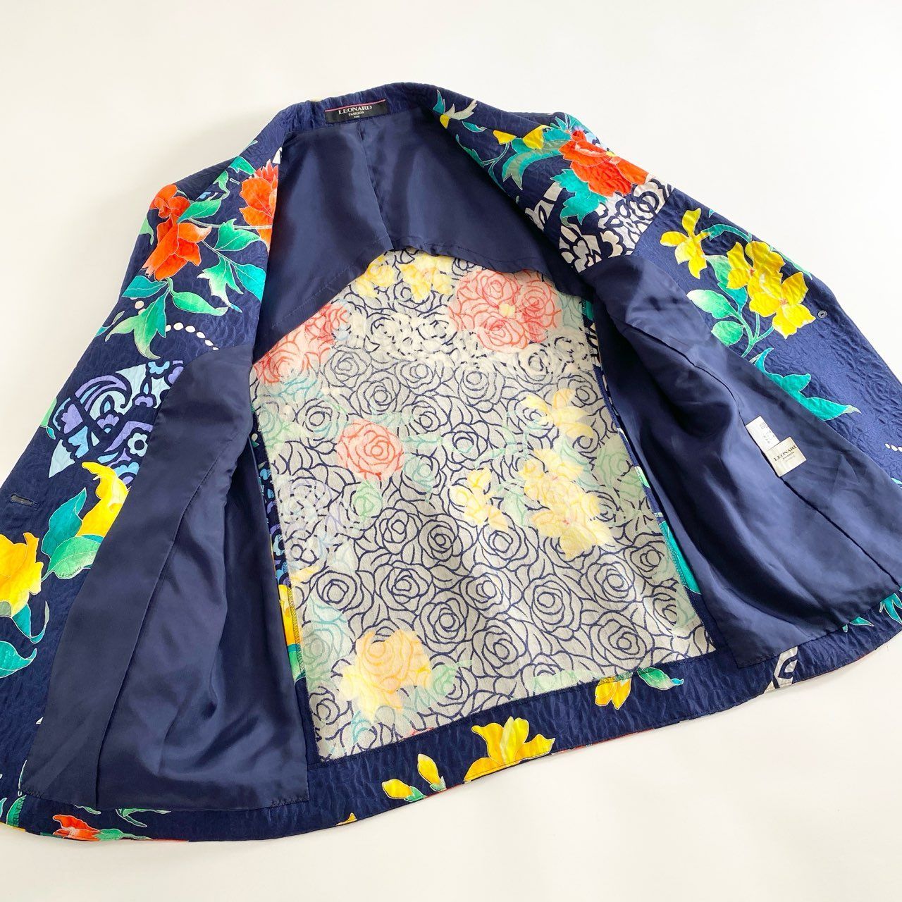 79j2 LEONARD レオナール 美しい花柄プリント テーラード