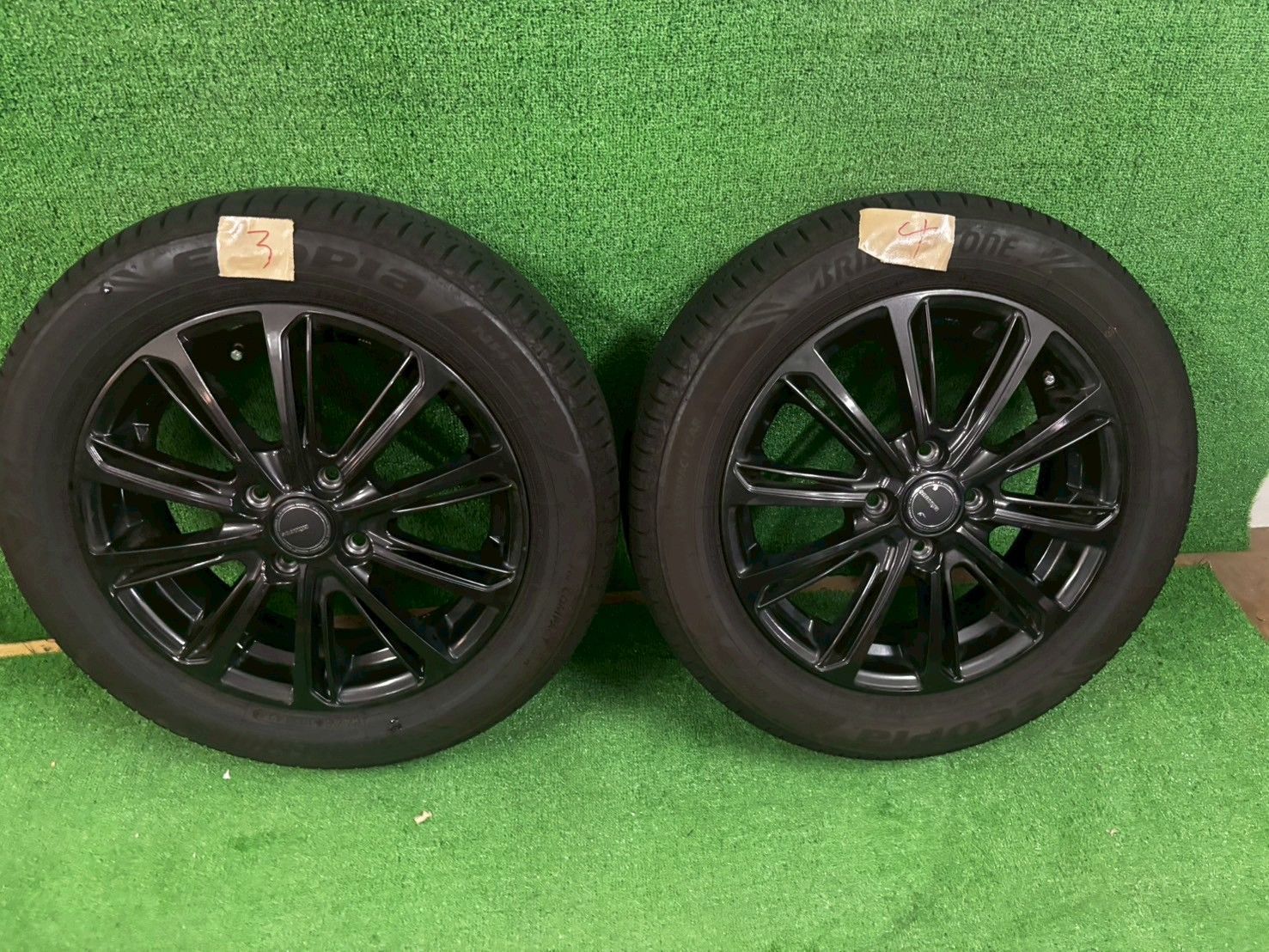 スズキ ソリオ バンディットMA37S ハイブリッド ノーマルタイヤ 社外