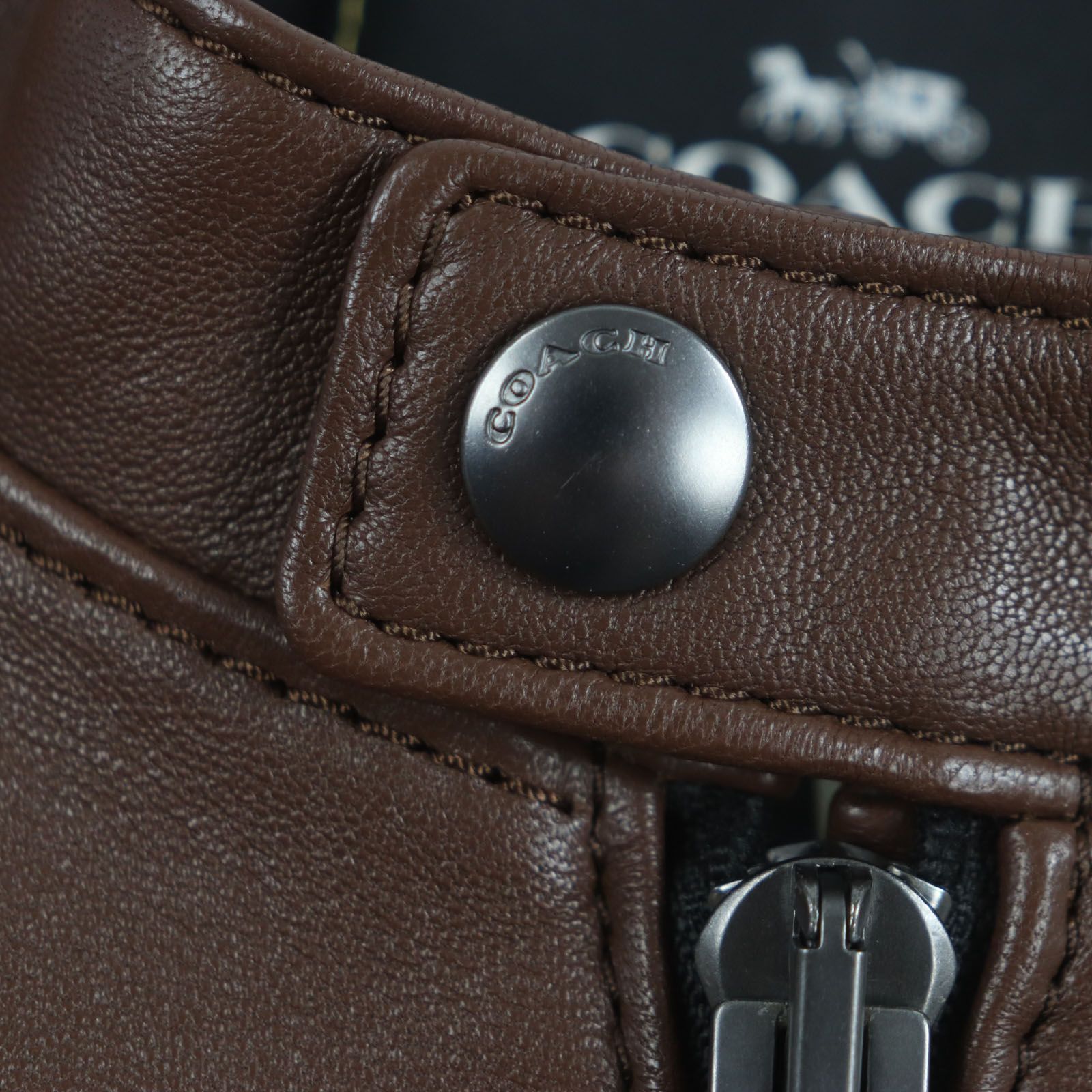 訳アリの為大幅値下げ!! ハーレー純正 クローム・ヘッドライトナセル