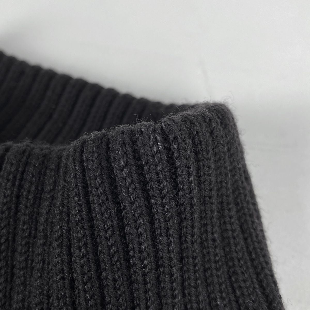 FENDI フェンディ　ジップアップセーター グレー 44 FENDI フェンディジップアップセーター グレー 44