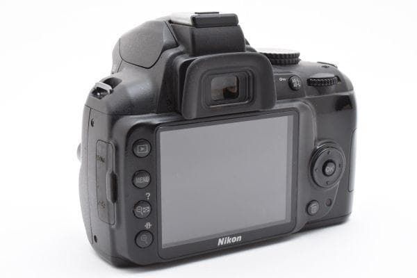 美品 ｜Nikon D3000 デジタル ボディ｜M092 美品 ｜Nikon D3000