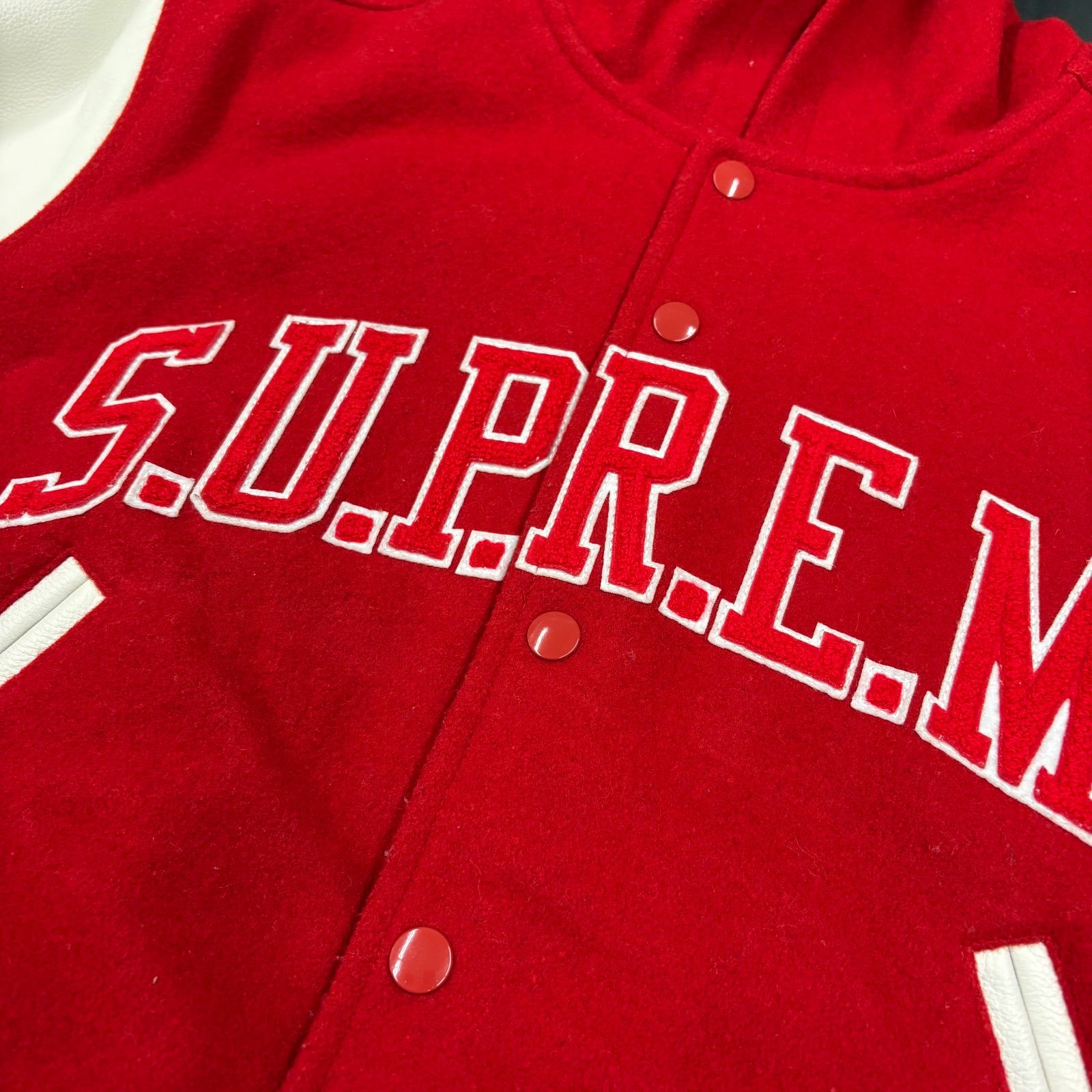 ジャケット・アウター 2020aw Supreme King Hooded VarsityJacket Supreme King Hooded Varsity Jacket (FW20) - $448
