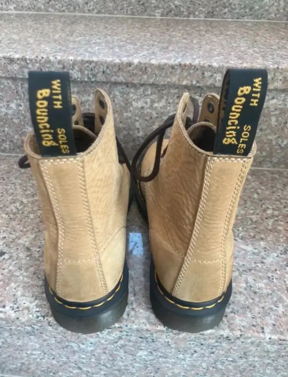 DR. MARTENS ドクターマーチン 1461 サンド フライス加工 ヌバックレザー