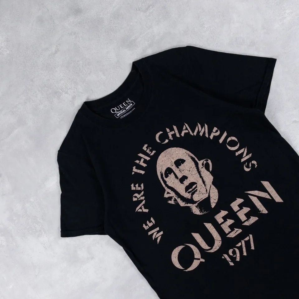 QUEEN フレディ・マーキュリー ブライアン・メイ ロジャー