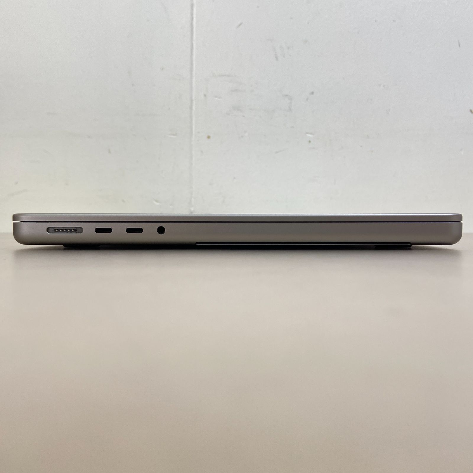 MacBookPro 2023 本体 バッテリー95% バッテリー最大容量容量95% Apple MacBook Pro 14インチ 2023
