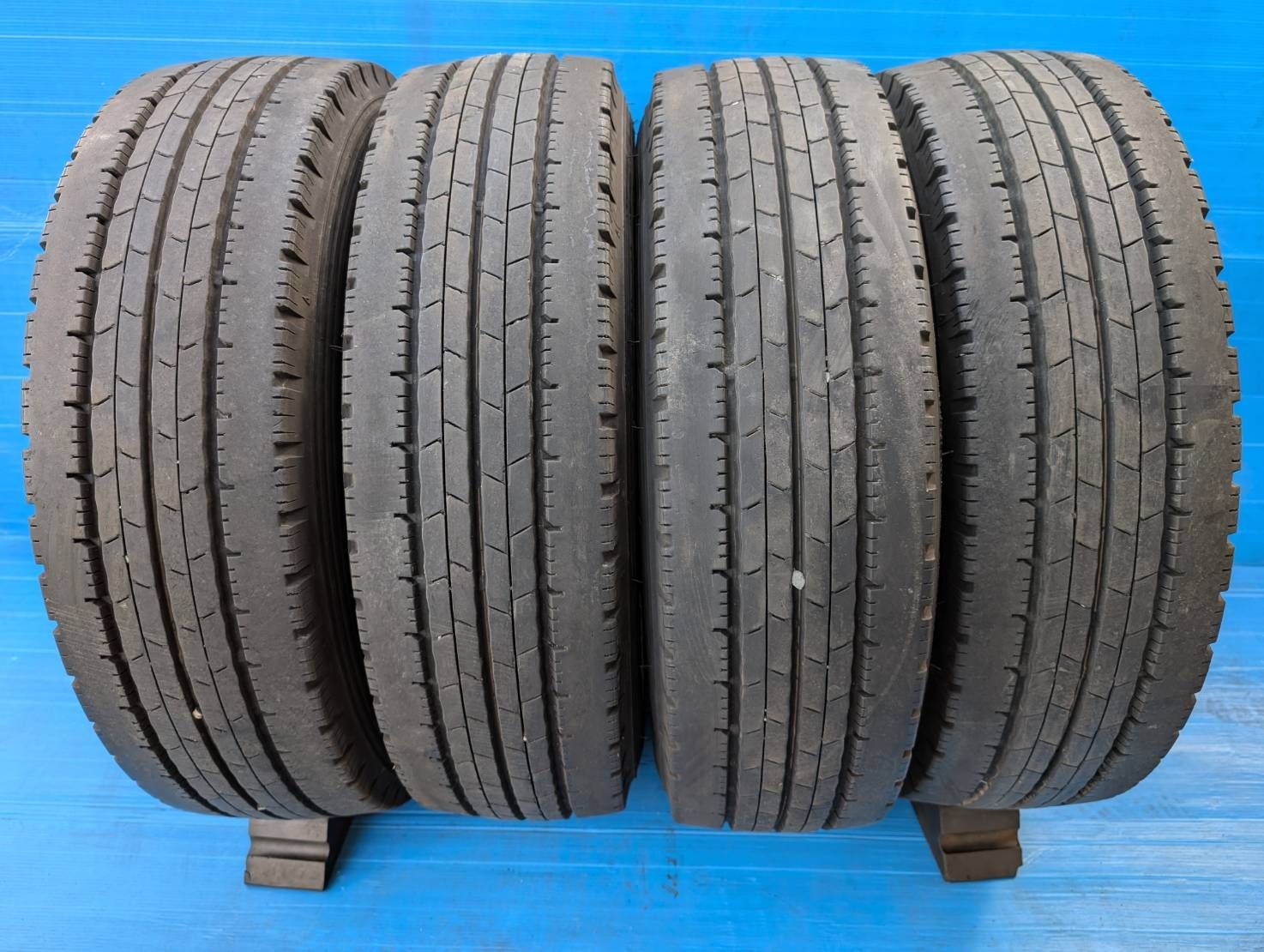 195|75R15 ENASAVE SPLT50 ダンロップ 4本セット 法人宛で 一般 個人のお客様も大 説明欄参照