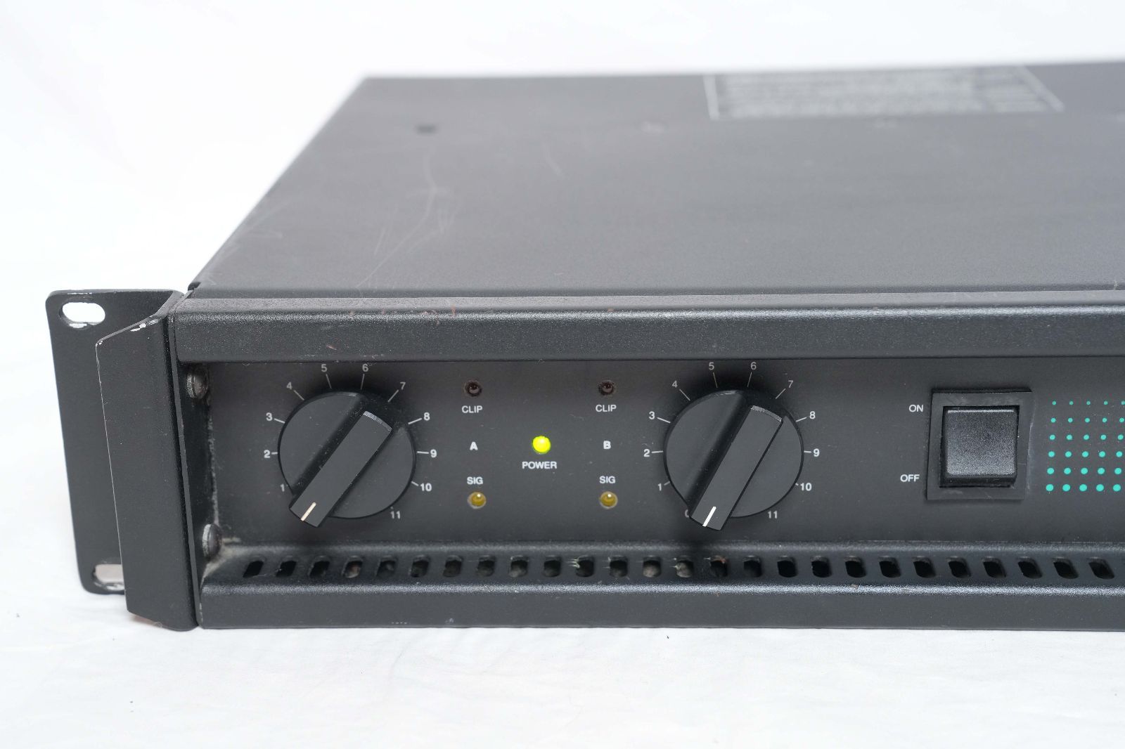 BGW PERFORMANCE SERIES 1 パワーアンプ ps1234.gif