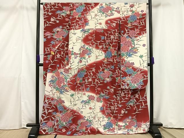 振袖　草花青海派　金通し地　金彩　正絹 振袖 草花青海派 金通し地 金彩 正絹 振袖 草花青海派 金通し地