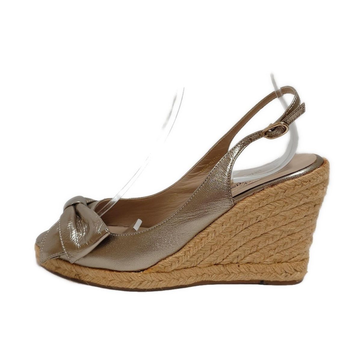 VALENTINOGARAVANI バレンチノガラバーニ サンダル 38 レディース - ゴールド リボン|オープントゥ|ウェッジソール レザー