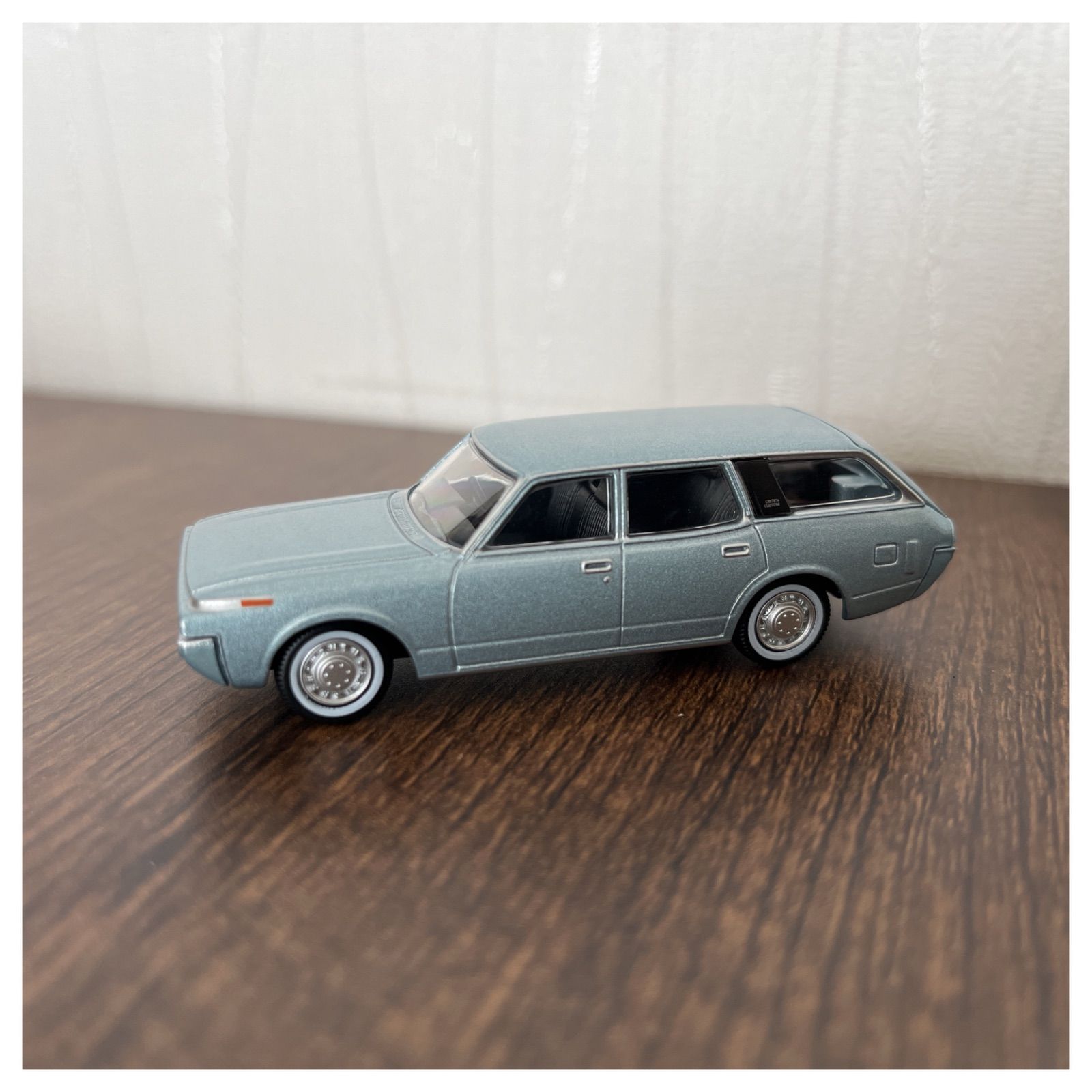 トミカリミテッドヴィンテージNEO LV-N108 トヨタクラウンカスタム