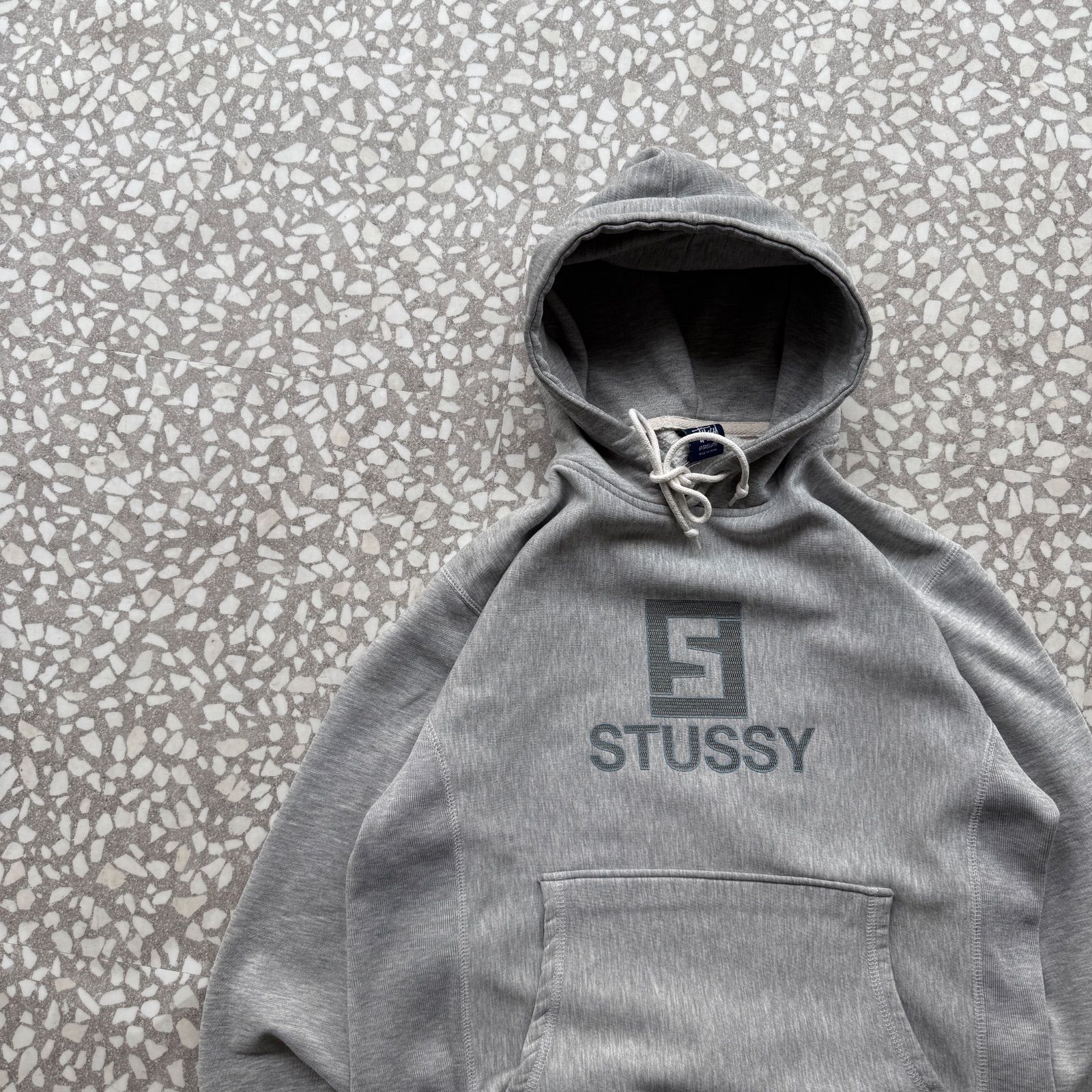 STUSSY / 00s logo design hoodie オールドステューシー センター 
