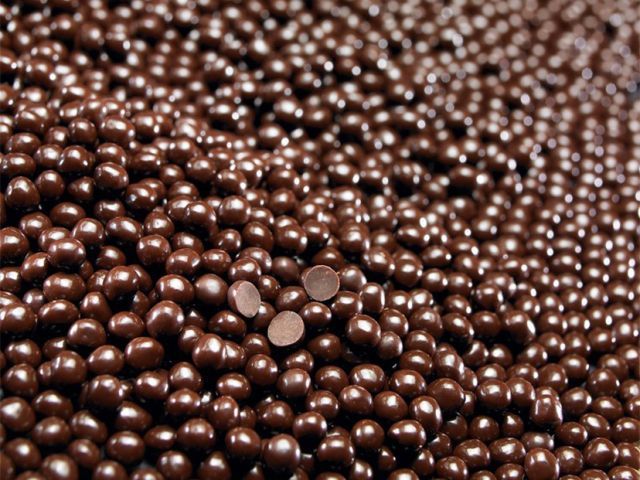 ヴァローナ パール ショコラ 1kg お菓子 チョコレート 材料 業務用 製菓用 製菓材料▲ 夏季クール便