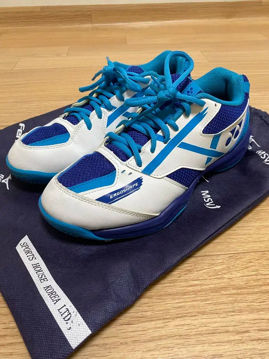 ヨネックス YONEX バドミントン 靴 270