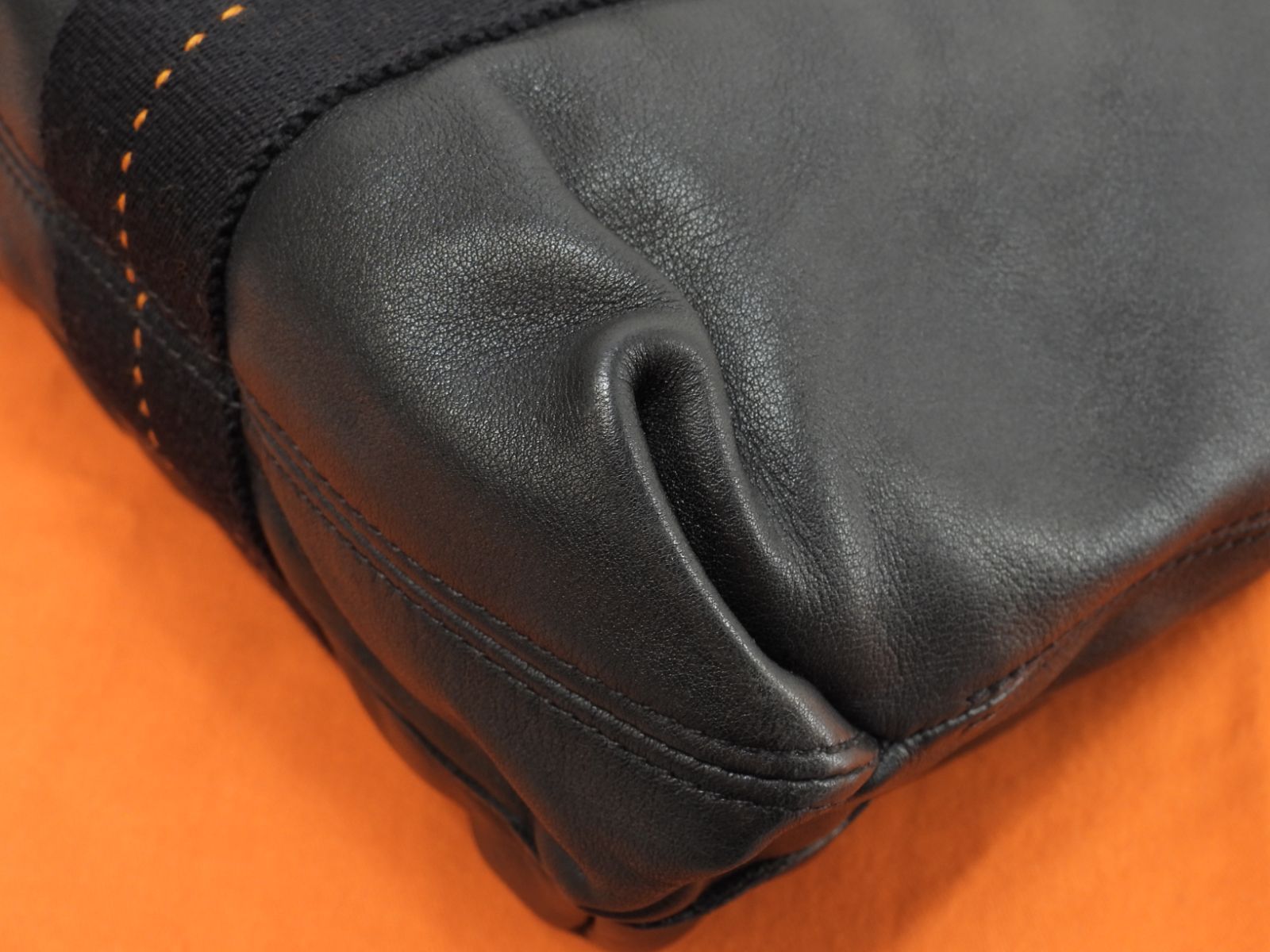 キャラバンホリゾンタルMM レザー黒