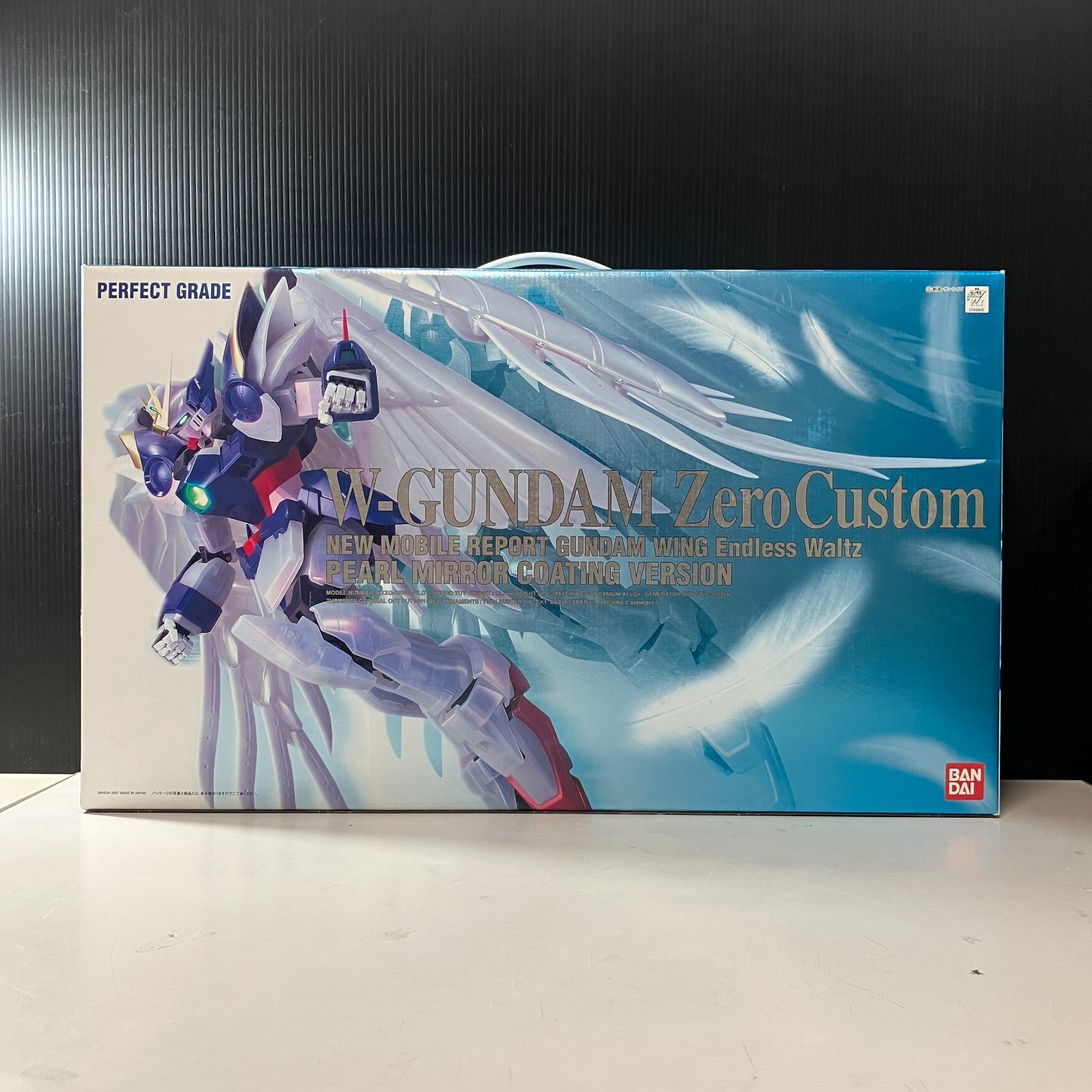 PG 1/60 ウイングガンダムゼロ（EW版）パールミラーコーティングVer
