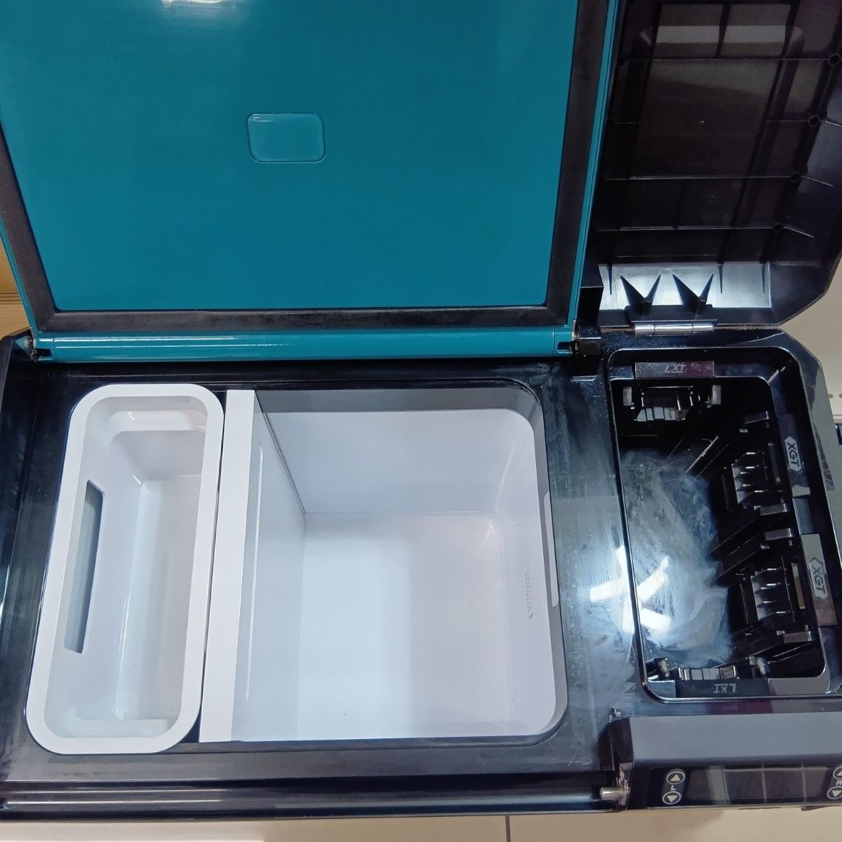 MAKITA マキタ 2電源式冷温庫 CW004G ブルー 充電器付 WWW_NOITHATQUANGTHANH_NET