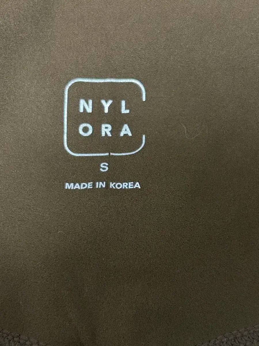 Nylora 茶色 レギンス ♥ S SIZE