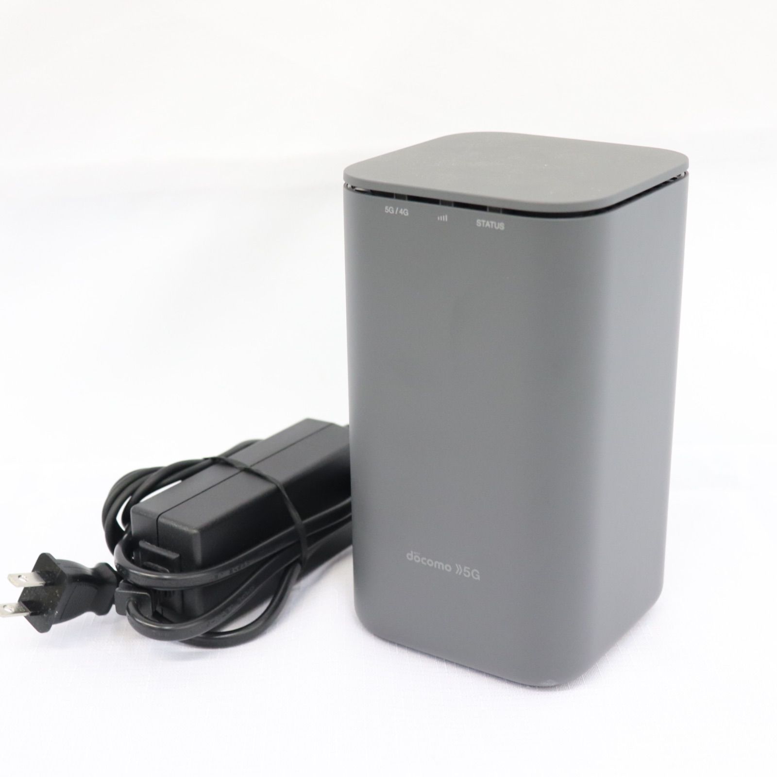 美品 docomo home 5G HR01 Wi-Fi ホームルーター SIMフリー 楽天対応