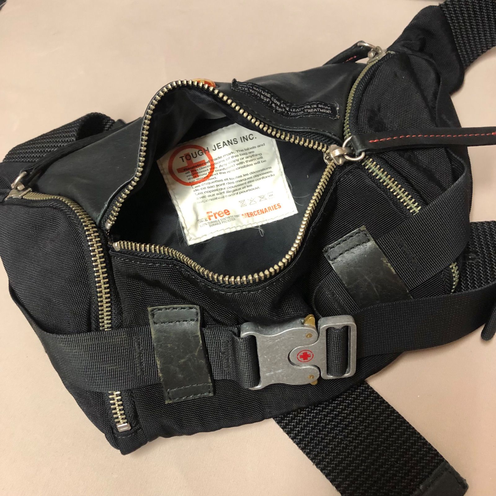 TOUGH JEANS INC. タフジーンズ ボディーバッグ ウエストポーチ 