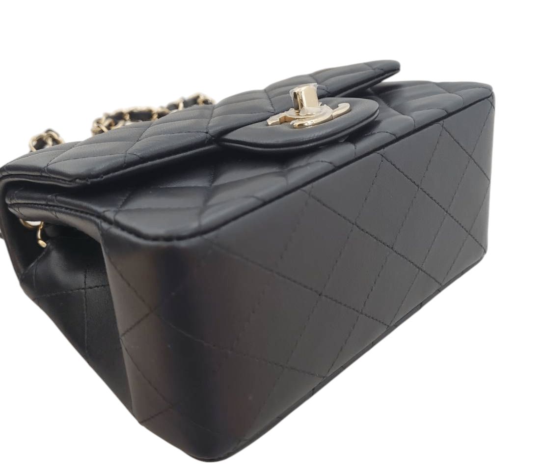 シャネル CHANEL ミニマトラッセ シングルフラップ チェーンショルダー