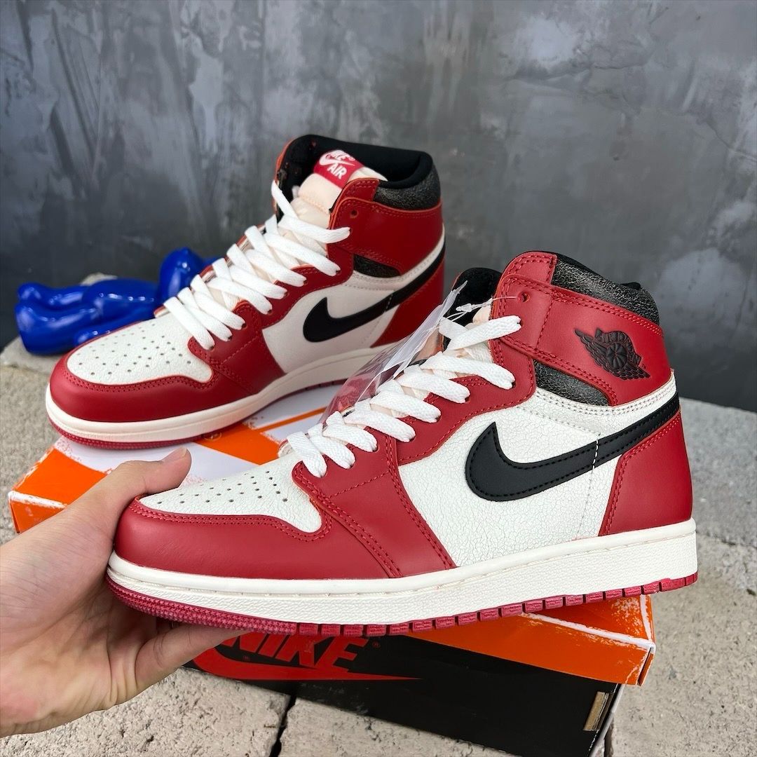 shicago エアジョーダン1 ハイOG ロスト&ファウンド シカゴ NIKE shicago エアジョーダン1 ハイOG ロスト&ファウンド シカゴ NIKE