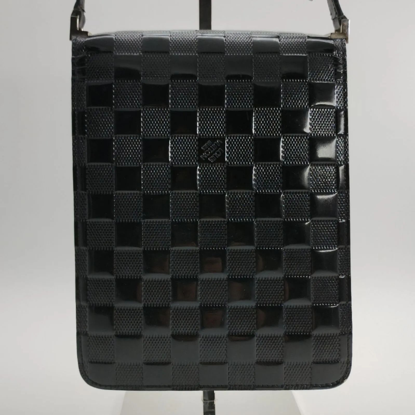 LOUIS VUITTON】ルイヴィトン『ダミエ ヴェルニ クラブ』M92127