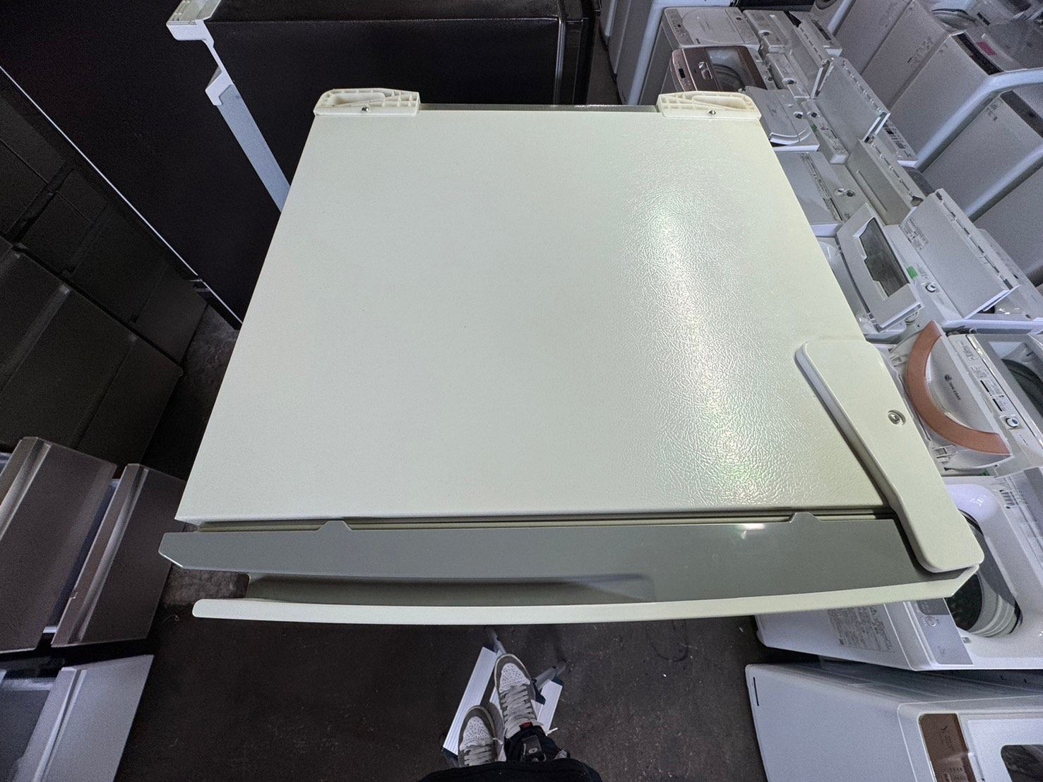 大阪送料無料☆3か月保障付☆2015☆三菱☆370L☆MR-C37Y☆R-549 - メルカリ
