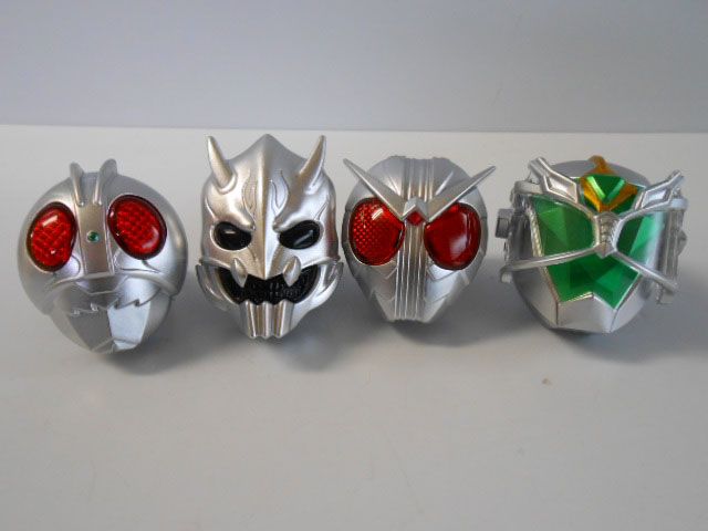 ♯Ile28IT仮面ライダーウィザードリング4全11種 ガシャポン