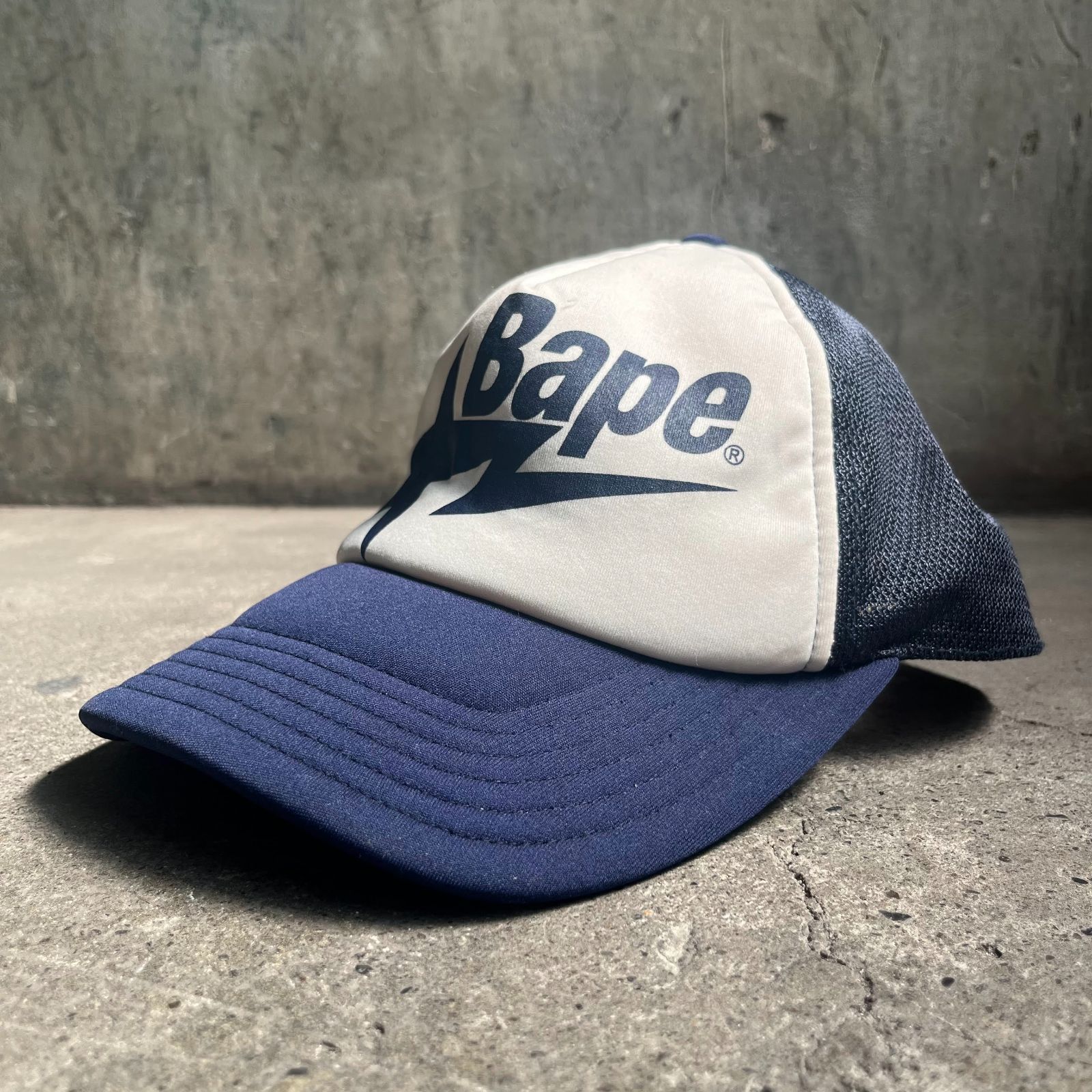 A BATHING APE(アベイシングエイプ) スター メッシュキャップ