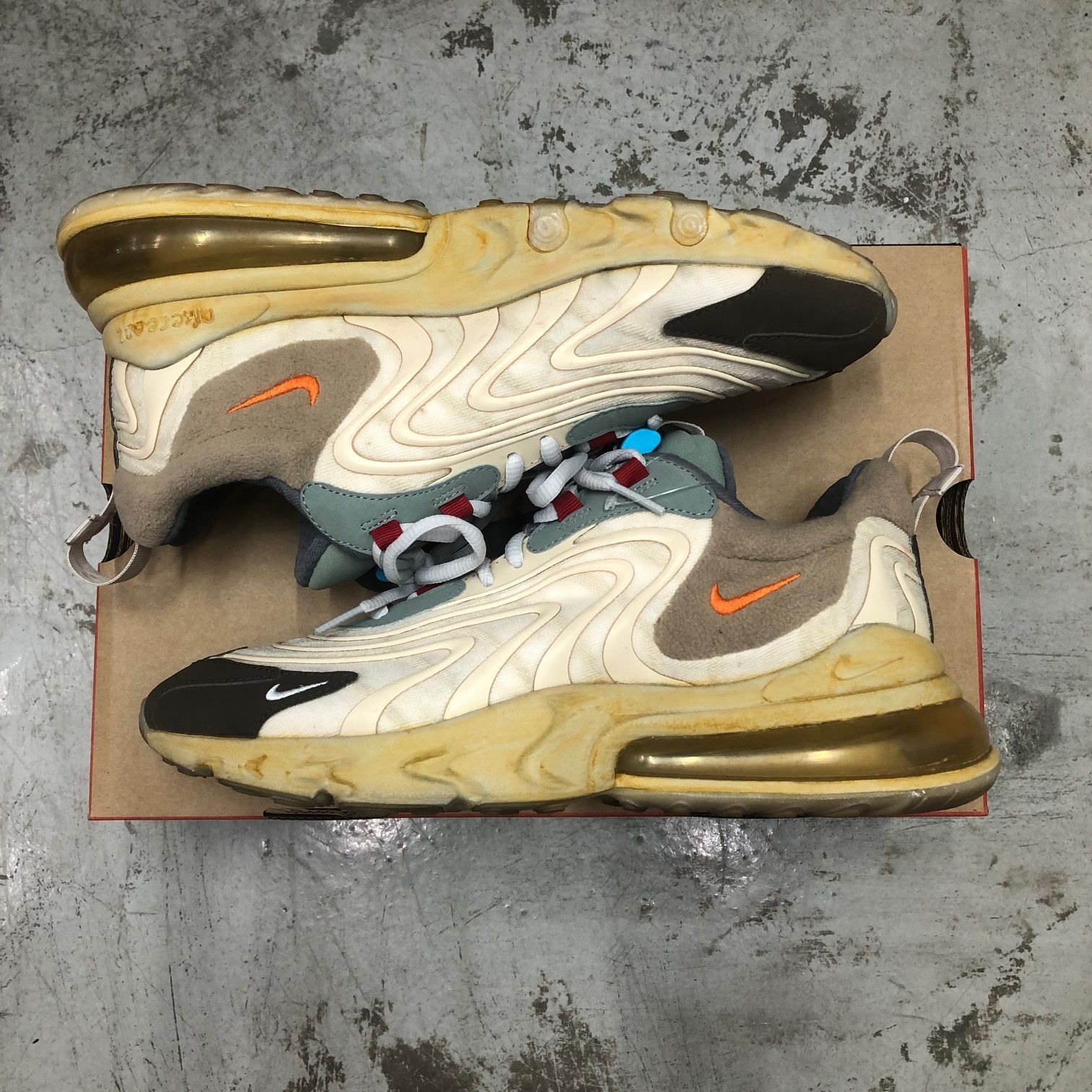 国内正規 Travis Scott Nike Air Max 270 Cactus Trails CT2864-200 