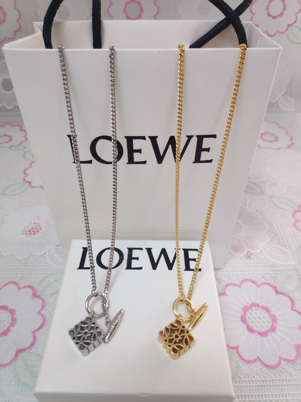 ★LOEWE[ロエベ]アナグラム ペンダント スターリングシルバー★ LOEWE - LOEWE ネックレス アナグラム ペンダント スターリング