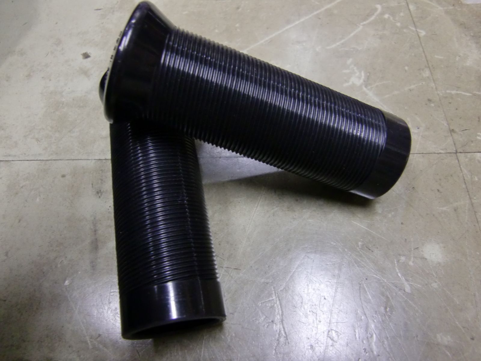 注文 21228 シカゴグリップ ・ブラック（ハーレー旧車 21228 シカゴ