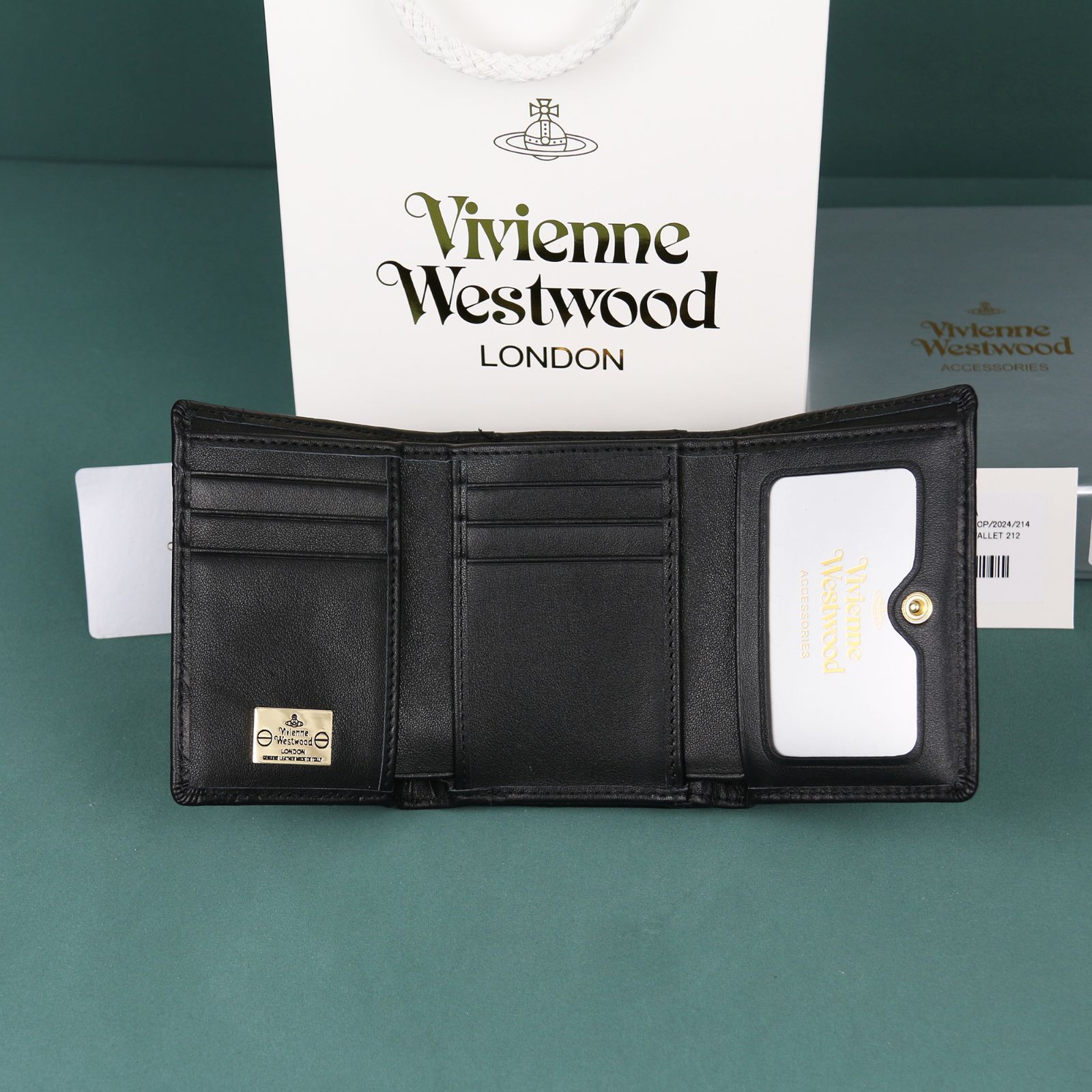 Vivienne Westwood がま口財布 ミニ財布 913VW154 黒 Vivienne Westwood がま口財布 ミニ財布 913VW154 黒 - メルカリ