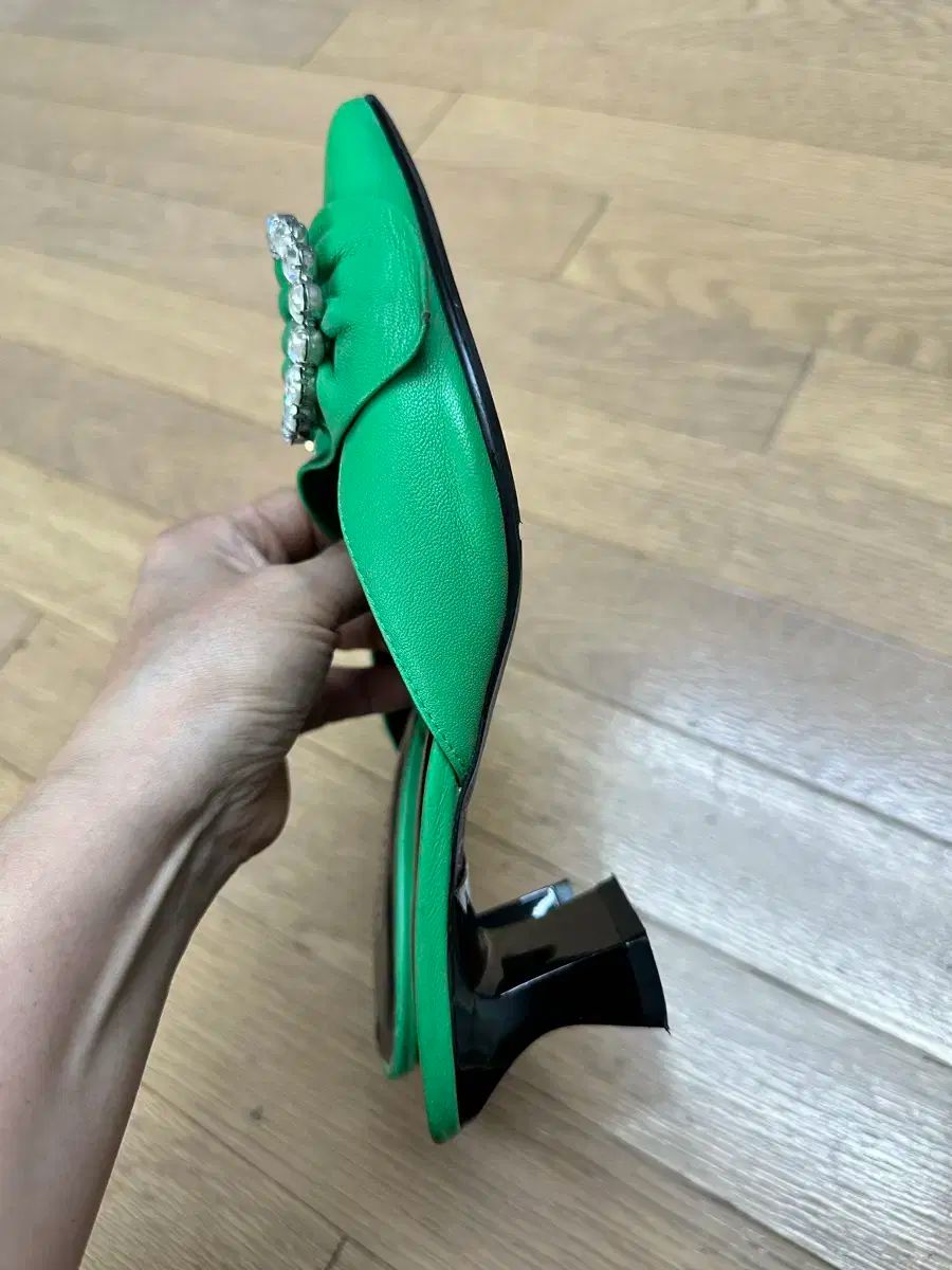 クリスタル