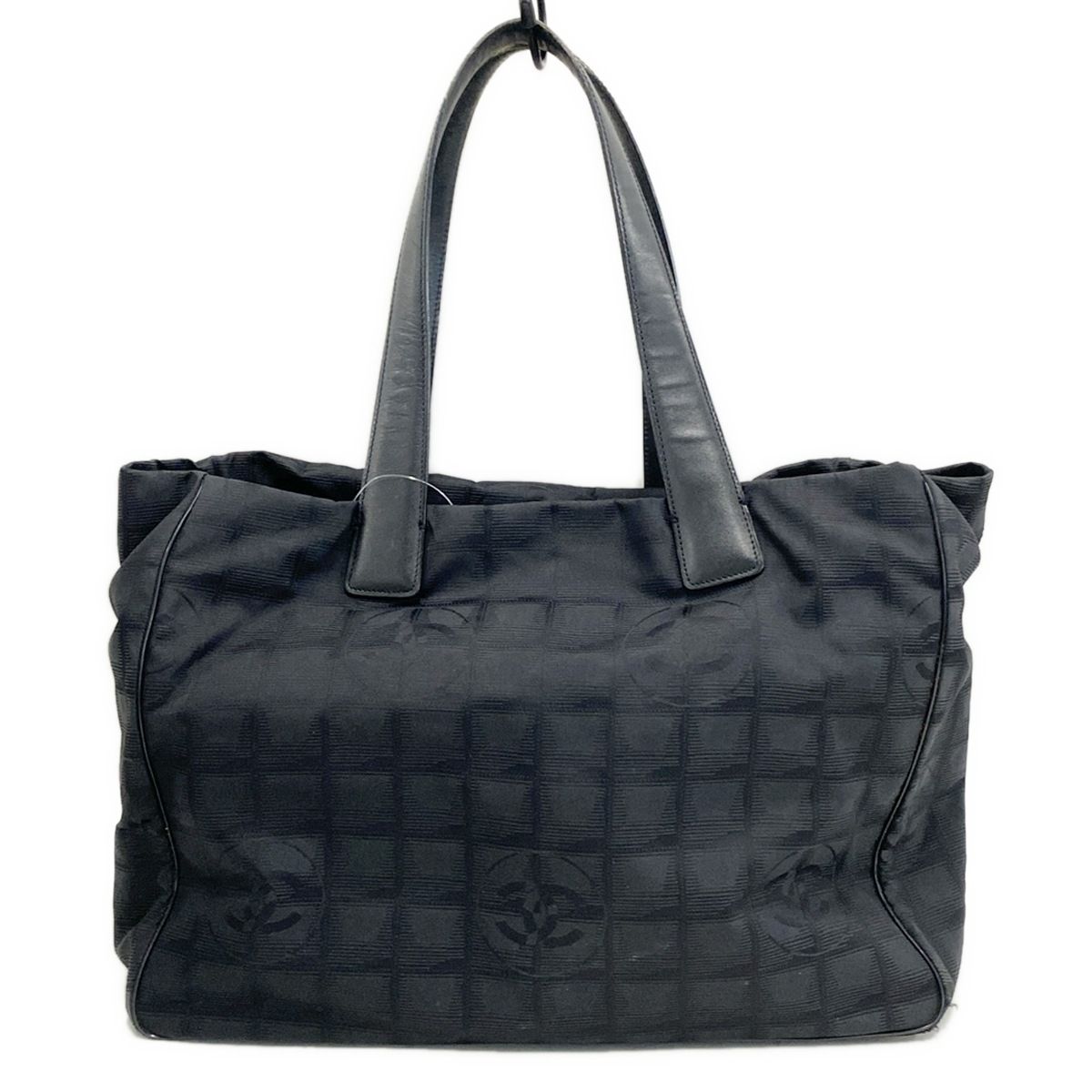 CHANEL(シャネル) トートバッグ ニュートラベルライントートMM