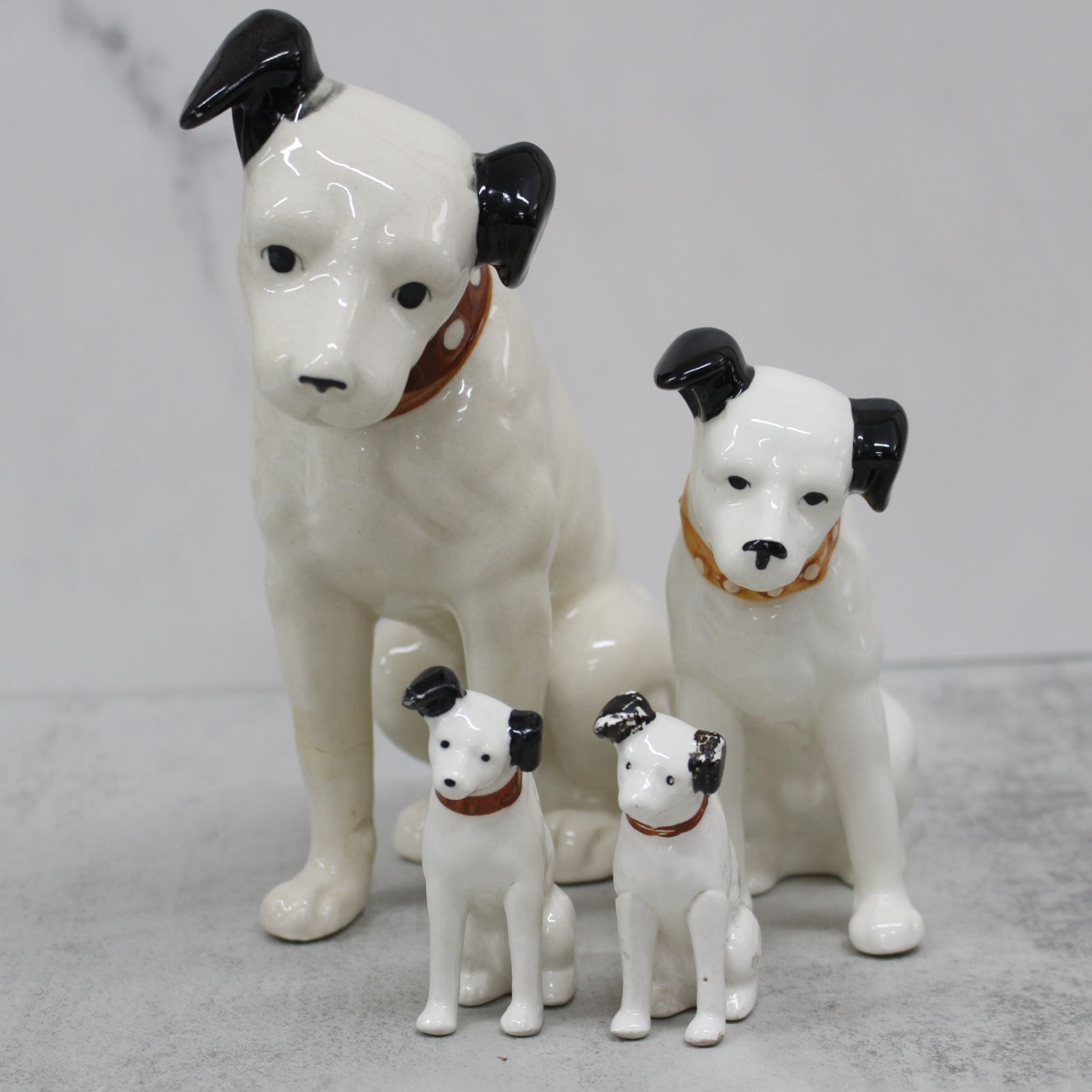 ビクター犬　ニッパー君　Victor　ビクター　陶器　置物　4体 ビクター犬 ニッパー君 陶器 置物 4体 □ Victor ビクター犬 ニッパー