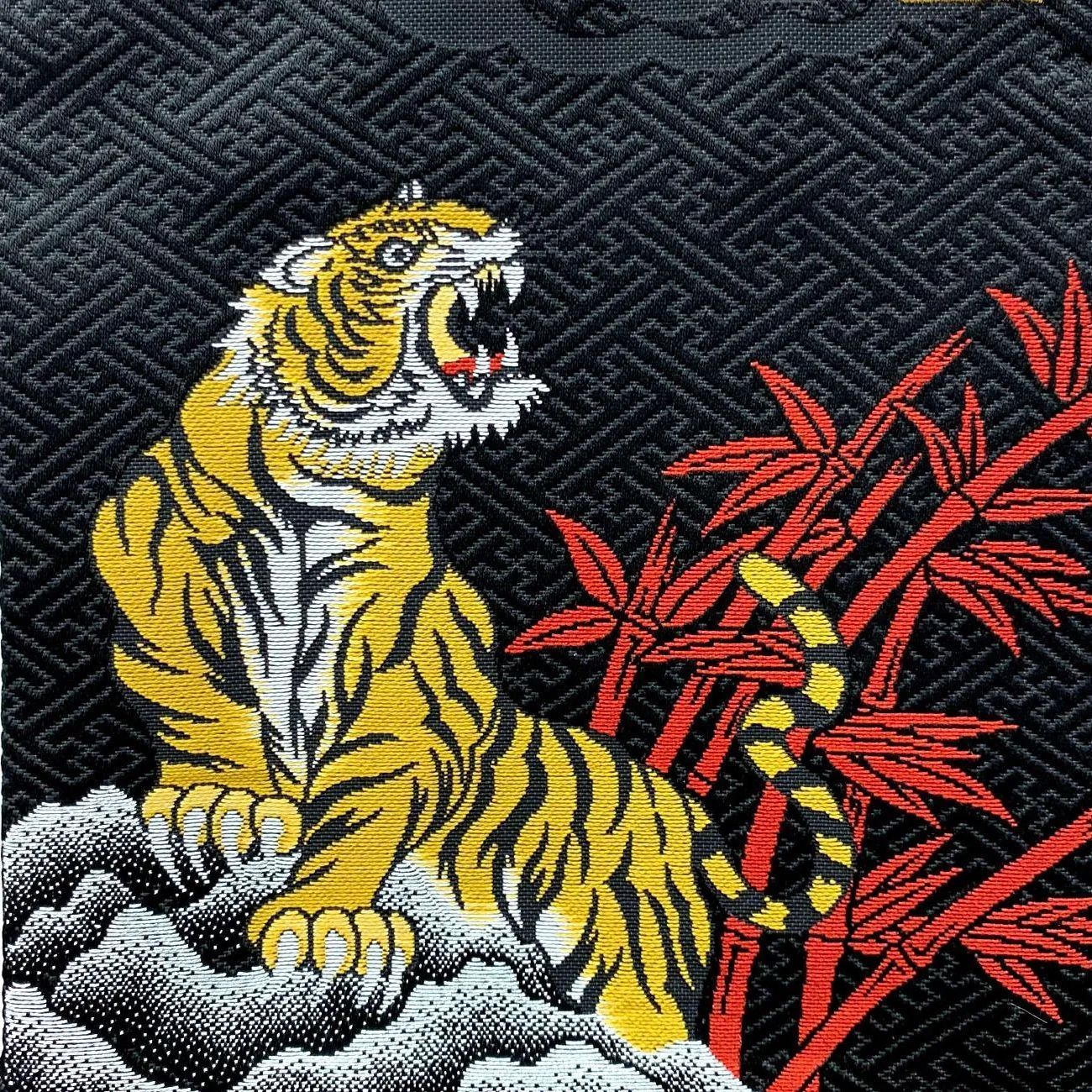 高さ103㎝ 市川光玉作【古代赤糸縅之大鎧18号】一式 市川光玉作 8号響赤糸縅 鎧飾｜五月人形・雛人形なら人形の和光