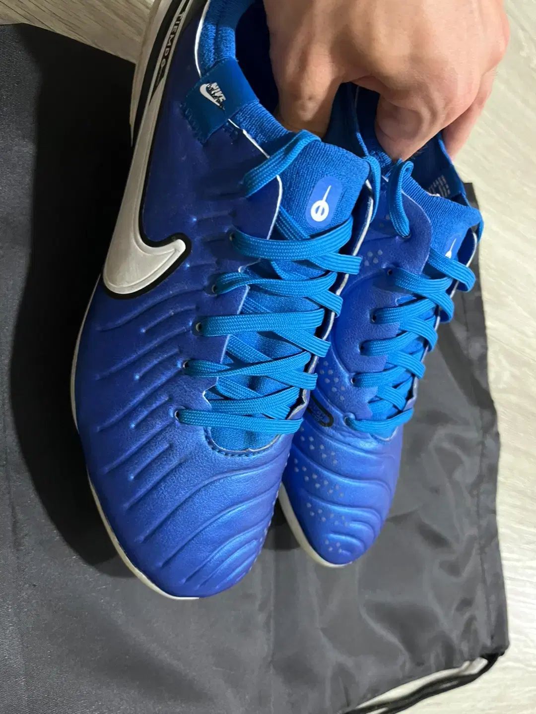 NIKE(ナイキ) ティエンポ レジェンド 10 プロ AG 255 サッカー