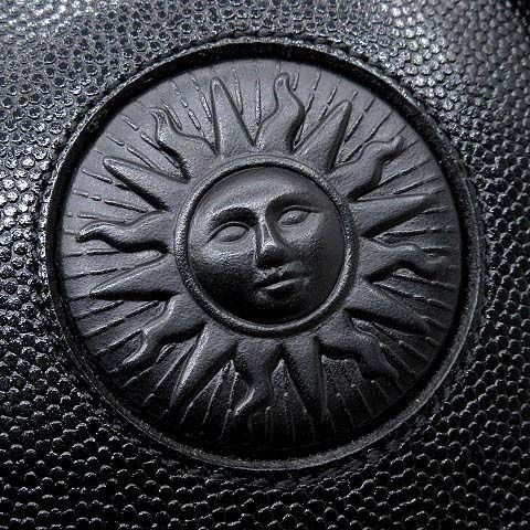 ヴェルサーチ ヴェルサーチェ VERSACE サンバースト レザー