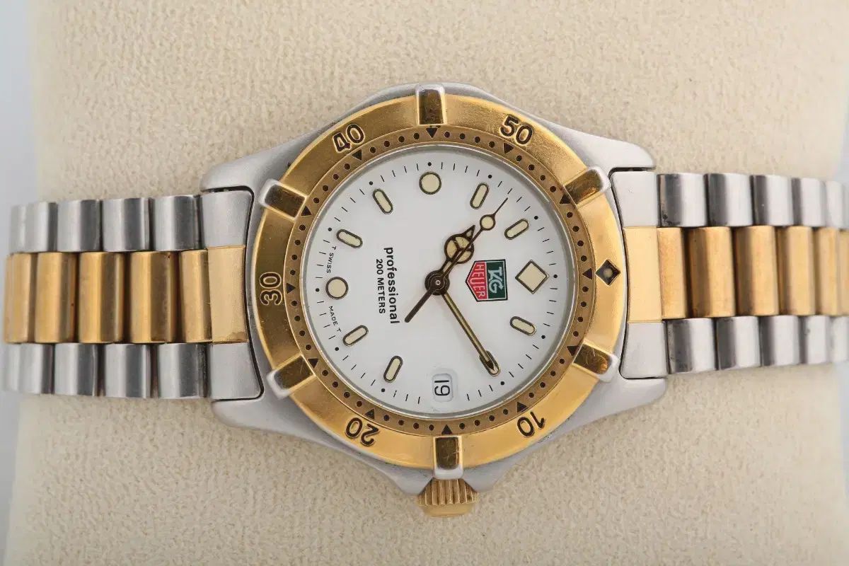 タグホイヤー ヴィンテージ プロフェッショナル2000 TAG Heuer(タグ