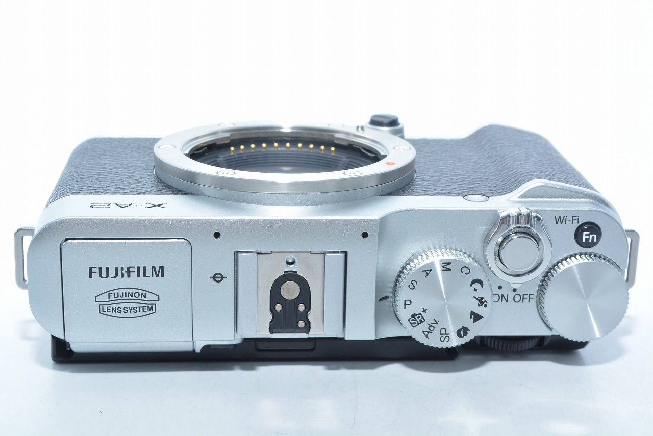 フジフィルム FUJIFILM X-A2 ボディ シルバー X-A2S 自撮りも