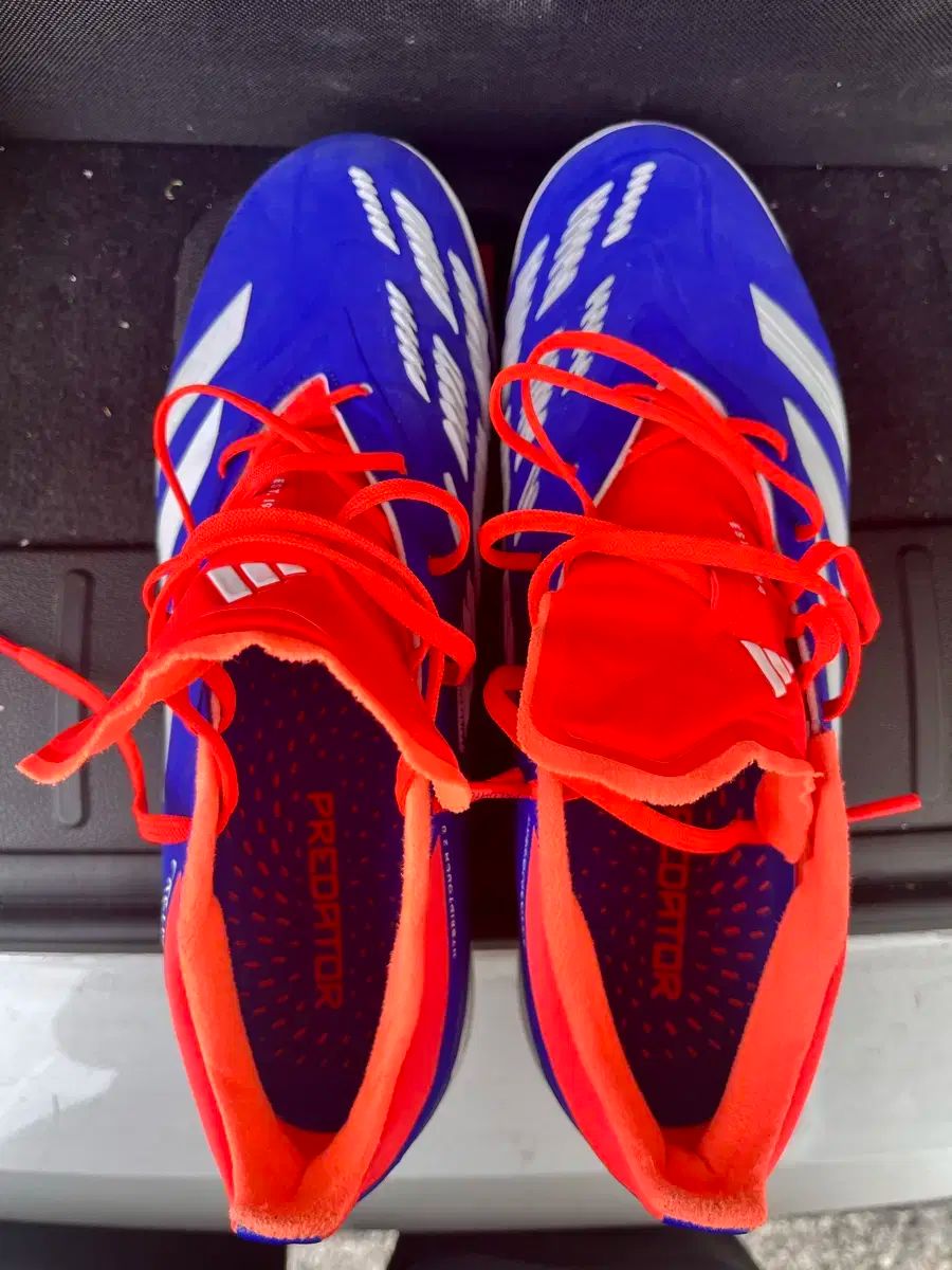 アディダス プレデター エリート TF 270mm