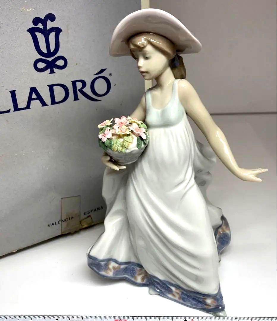 リヤドロ 春の花籠 共箱 高さ22.2㎝ 東Y5-1130